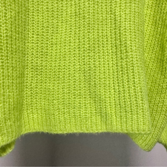 Maeve Betty Puff-Sleeved Neon Lime Green Chunky Mock Neck Sweater Size Medium - Picture 15 of 16